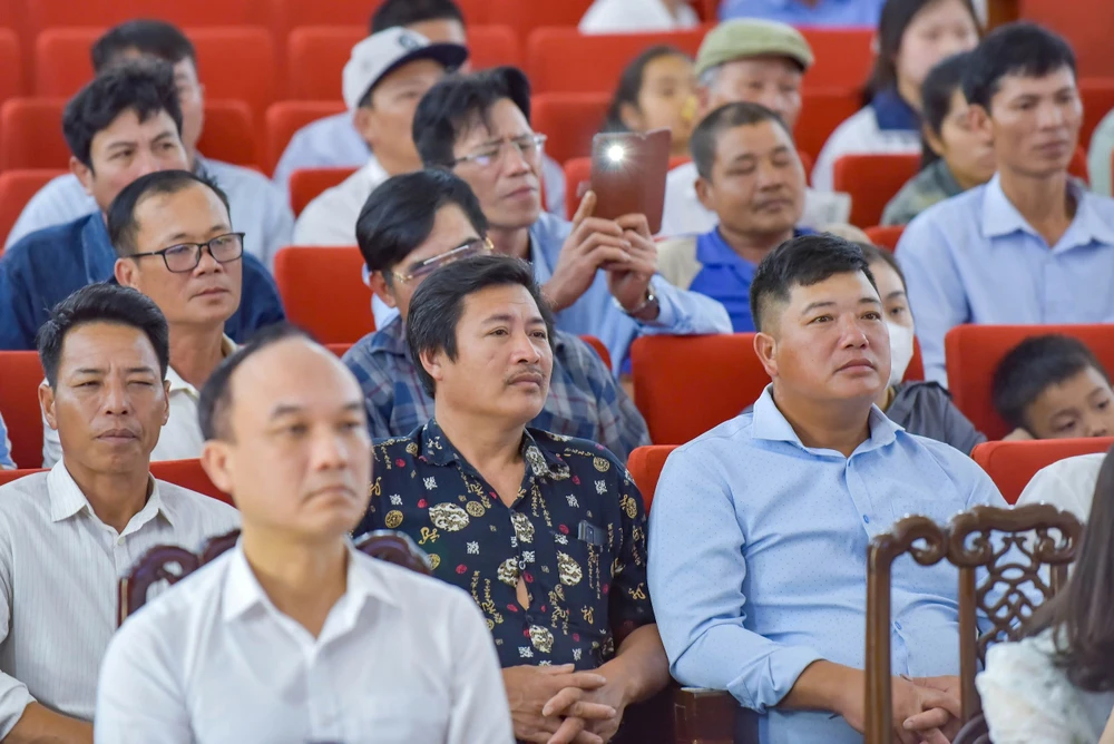 Ngư dân Nam Định từ lâu đã gắn bó với biển cả, góp phần mang lại nguồn hải sản phong phú cho đất nước. Ảnh: ĐẶNG TRUNG z6510777602664_130605913cdd658c752b4005bef9f0c8.jpg