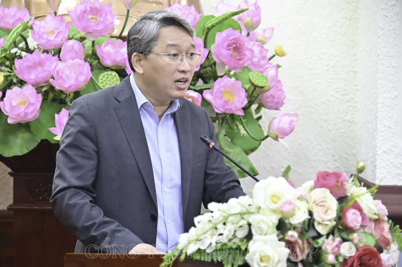 Bộ trưởng Bộ Tư pháp Nguyễn Hải Ninh phát biểu tại buổi lễ. Ảnh: Cổng TTĐT Bộ Tư pháp Nguyễn Hải Ninh.jpg