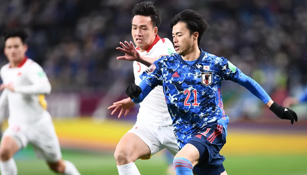 Sau chức vô địch AFF Cup 2024, bóng đá Việt Nam có giấc mơ vươn tầm châu Á, sánh ngang các cường quốc như Nhật, Hàn. Ảnh: AP. bong-da-viet-nam-va-hanh-trinh-vuon-tam-chau-luc (3).jpg