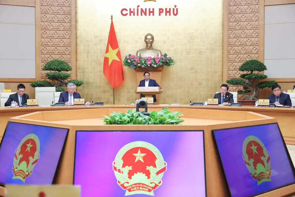 Người đứng đầu Chính phủ vẫn nhận định, tình hình kinh tế xã hội còn gặp khó. Ảnh: VGP Thủ tướng Phạm Minh Chính 0406.jpg