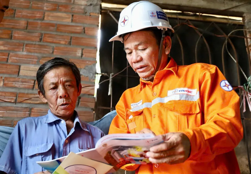Ngành điện TP.HCM tiết kiệm hơn 555 triệu kWh điện.jpg