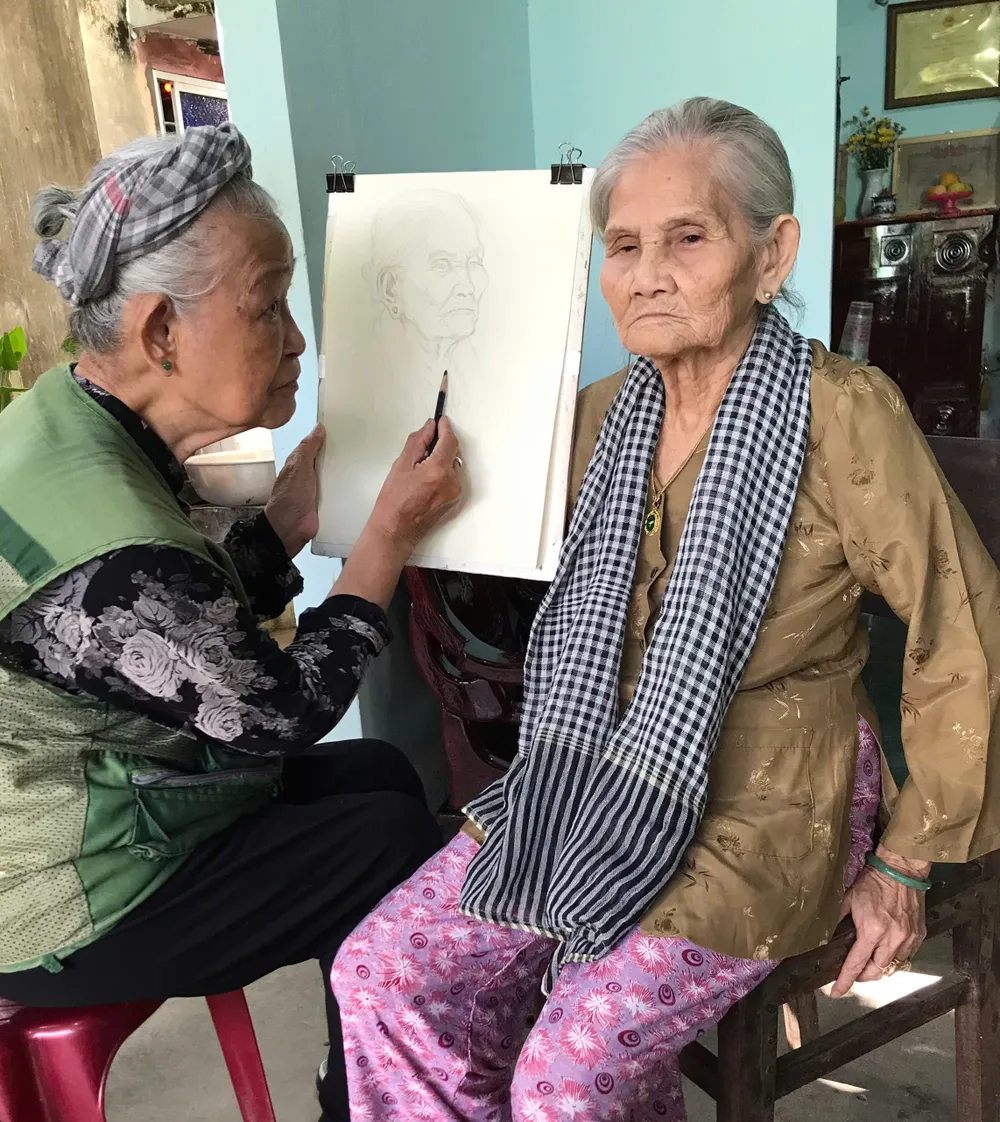 hoa-si-dang-ai-viet5.jpg