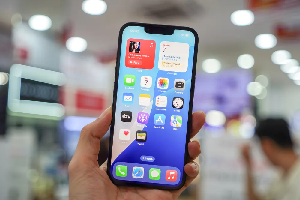 Apple tăng trưởng nhờ iPhone 16e. Ảnh: TIỂU MINH Apple tăng trưởng nhờ iPhone 16e. Ảnh: TIỂU MINH