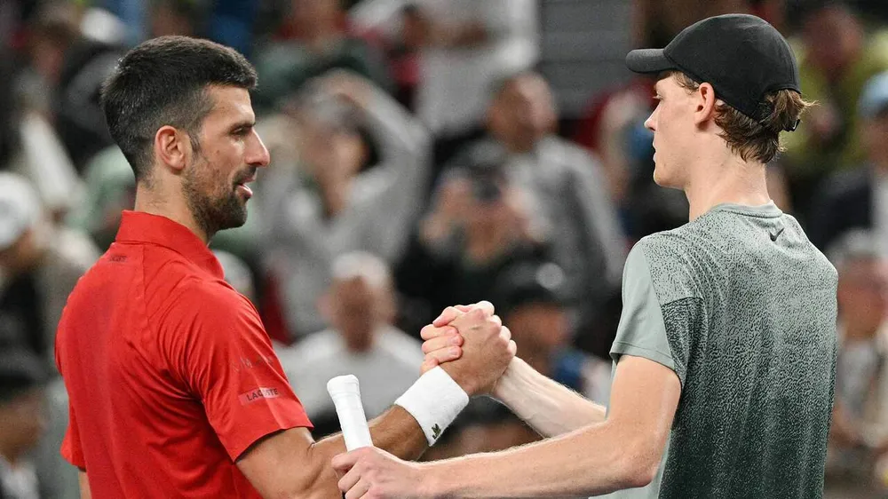 Djokovic thua tâm phục khẩu phục đối thủ 23 tuổi Sinner. Ảnh: ATP danh hiệu thứ 100