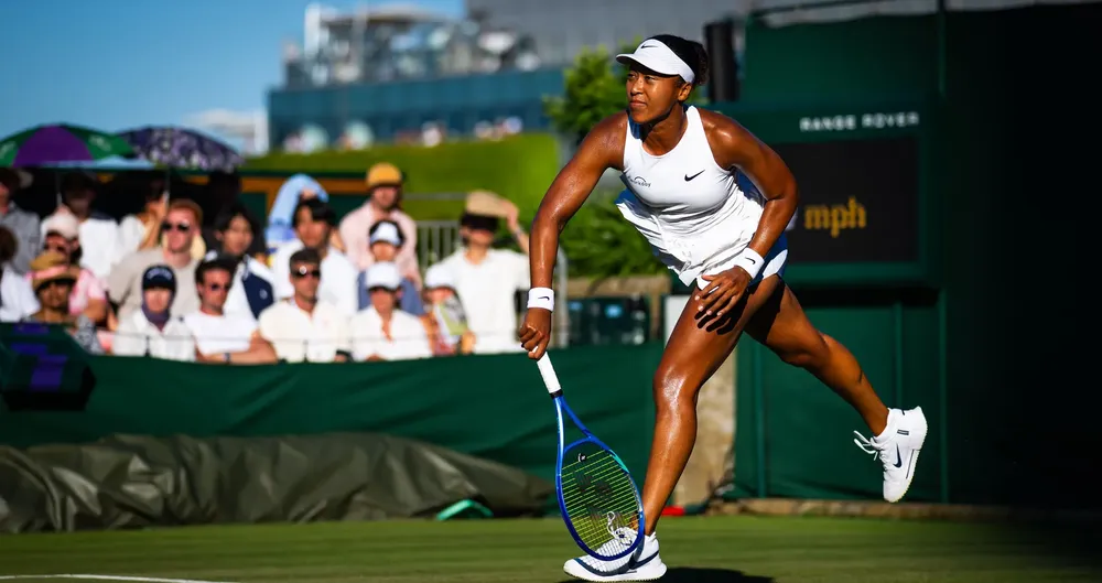 Tay vợt người Nhật Bản Naomi Osaka. Ảnh: ATP mặt sân cỏ Wimbledon
