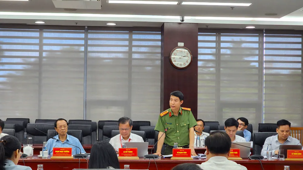 Đoàn kiểm tra mong muốn Đà Nẵng triển khai tốt hơn nữa các nhiệm vụ được giao. Ảnh: MINH TRƯỜNG. kỳ thi tốt nghiệp THPT
