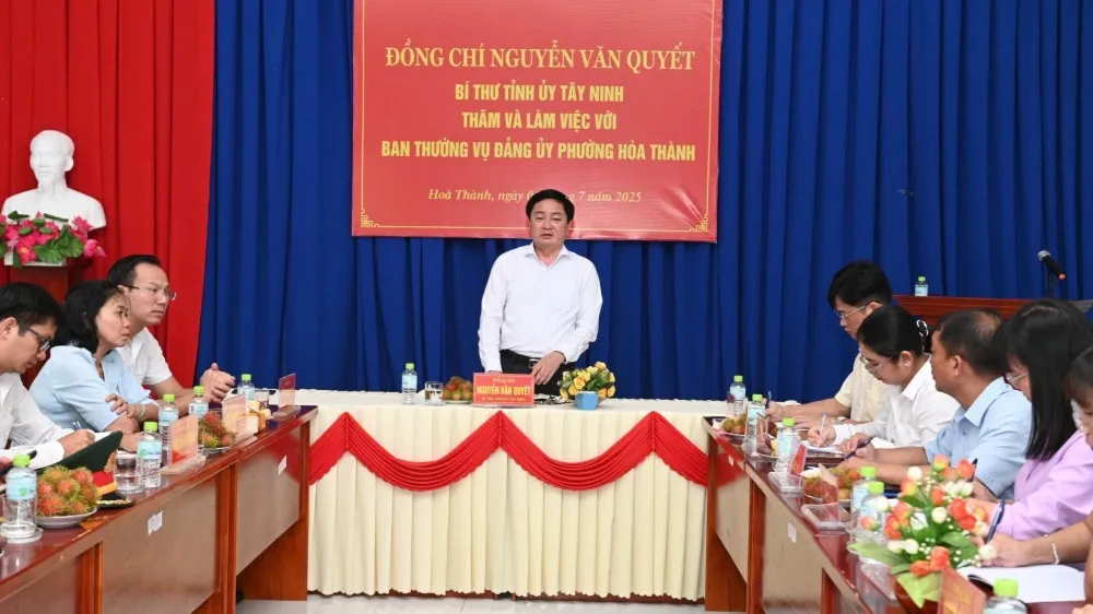 Ông Nguyễn Văn Quyết, Bí thư Tỉnh ủy, phát biểu tại buổi làm việc. Ảnh: Đại Dương bí thư tỉnh uỷ tây ninh.jpg